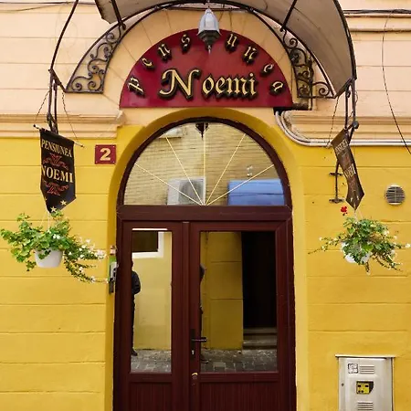 Pensiunea Noemi Гостьовий будинок